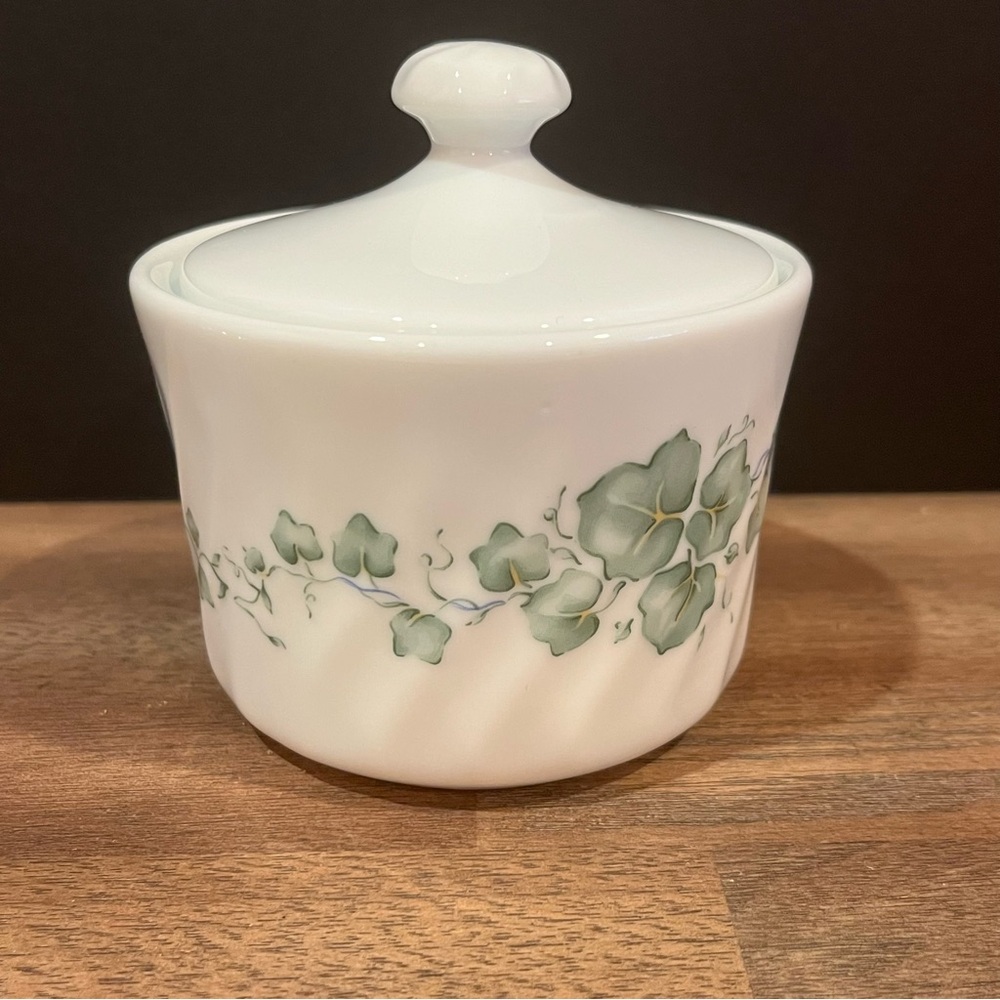 Corelle Callaway Sugar Bowl with Lid